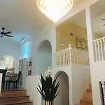 Calma Villa Jalan Sultanah
